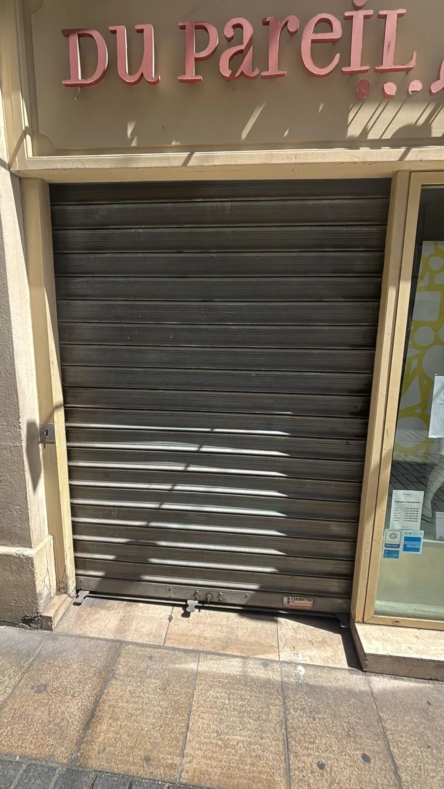 Installation et pose de rideau métallique à Paris 9