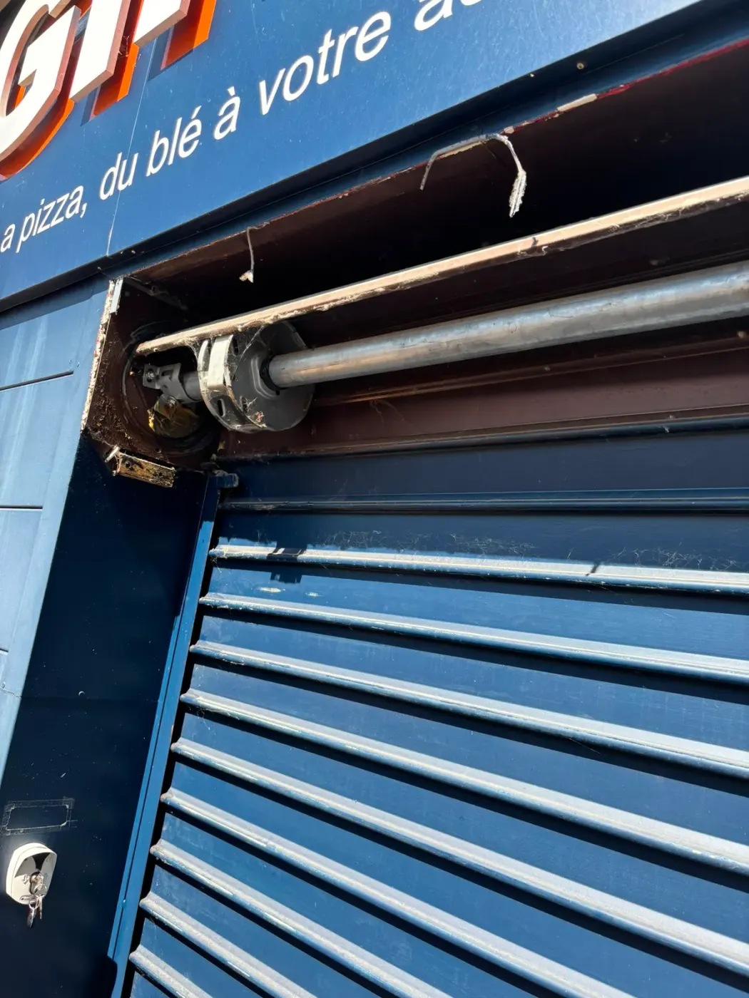 Réparation de rideau métallique à Paris 9